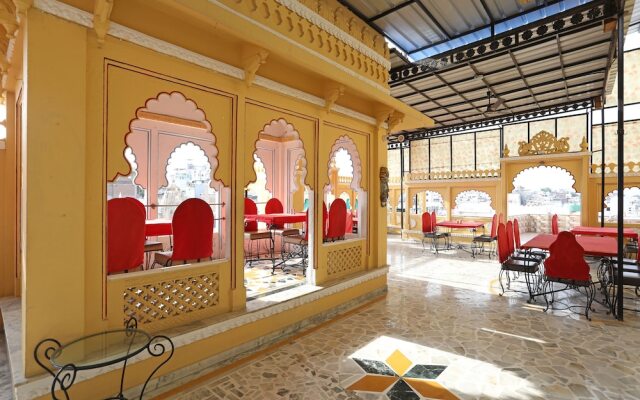 OYO 3942 Hotel Baba Palace