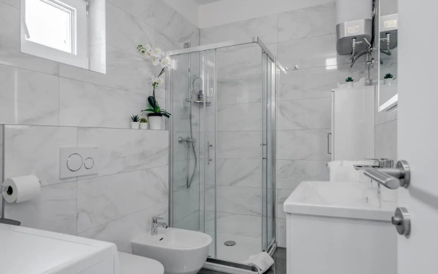Spacious Modern Apartment Miljak - 1min to the beach