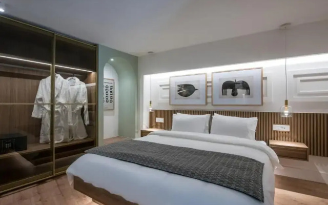 The Blossom Collection in Heraklion