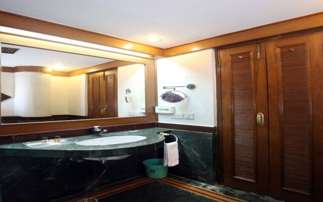 Oyo 1100 Hotel Kwality Regency