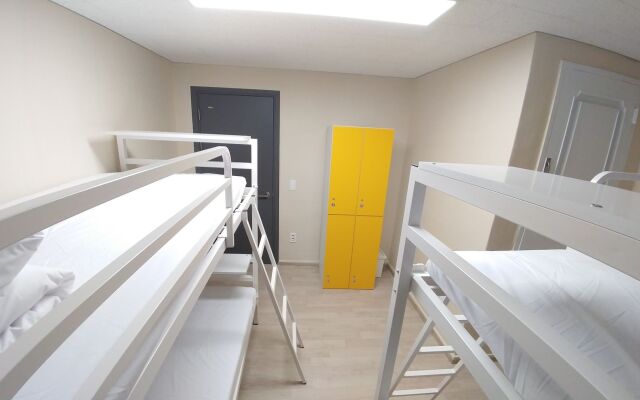 Hause Itaewon - Hostel
