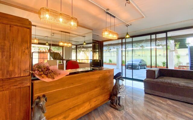 Goldsmith Bangkok Residence