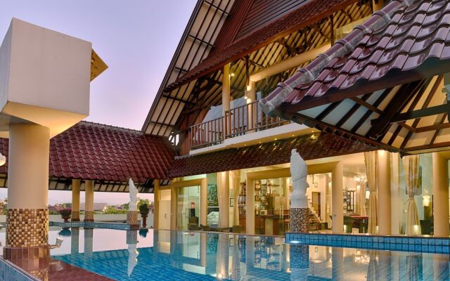 Villa Kayu Putih