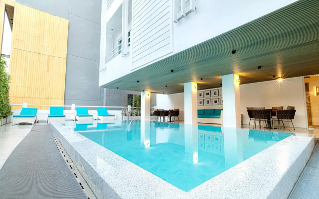 The One Hotel Bay Breeze Pattaya