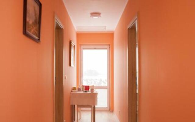 "U Mamy Róży" - Pokoje Gościnne