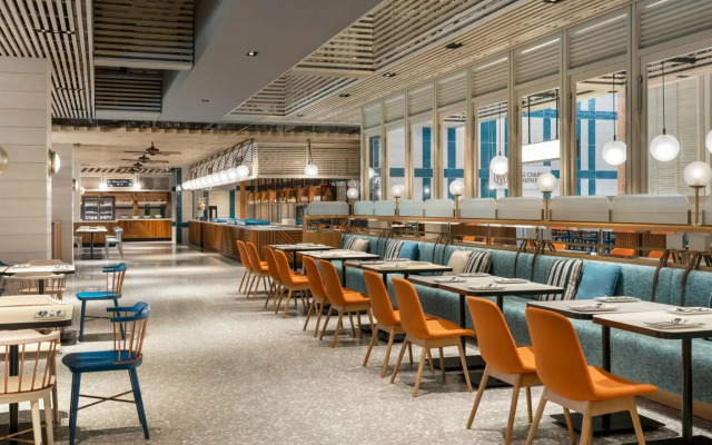 Four Points By Sheraton Hong Kong, Tung Chung