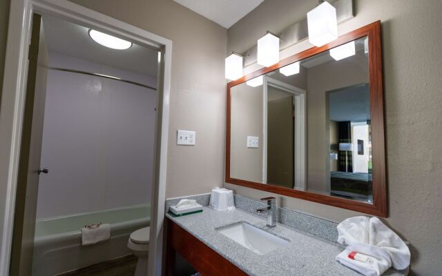 Serena Inn Goldsboro