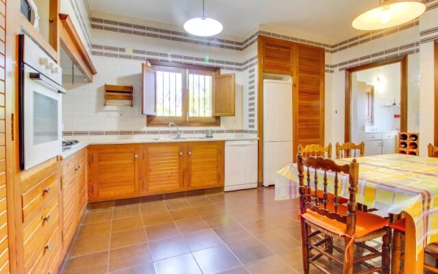 Villa Alfatares