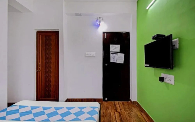 Goroomgo Relax Inn Newtown Kolkata