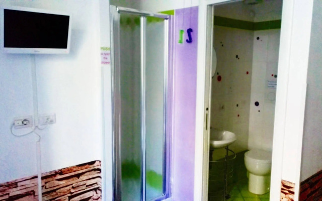 Bed  Breakfast Termini Gold