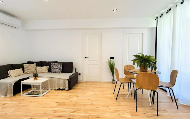 Palm Tree Eco Apartment in Fuengirola Center