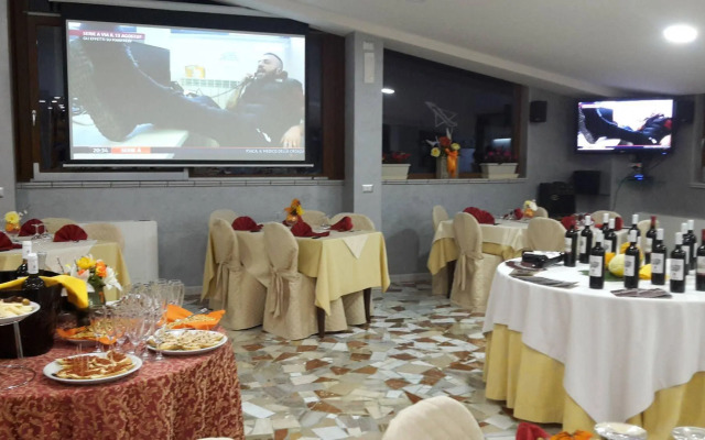 Hotel Supersonik