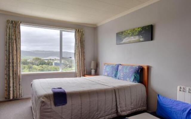 Lazy Dolphin Lodge