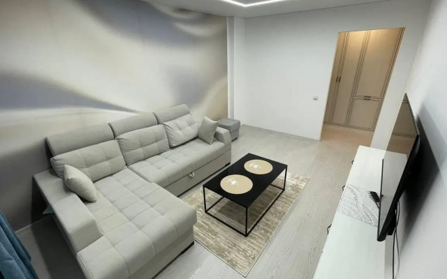 Апартаменты на проспекте Геннадия Айги 20