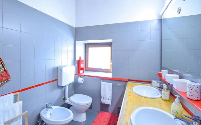 Awesome Home in Castello Tesino With 4 Bedrooms and Wifi