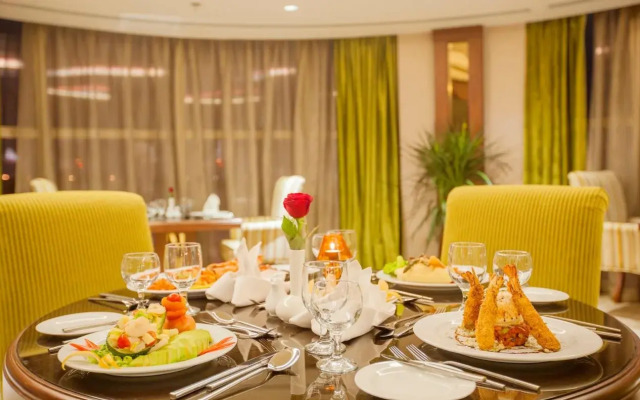 Crowne Plaza Riyadh Al Waha