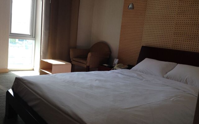 Changwon Hotel