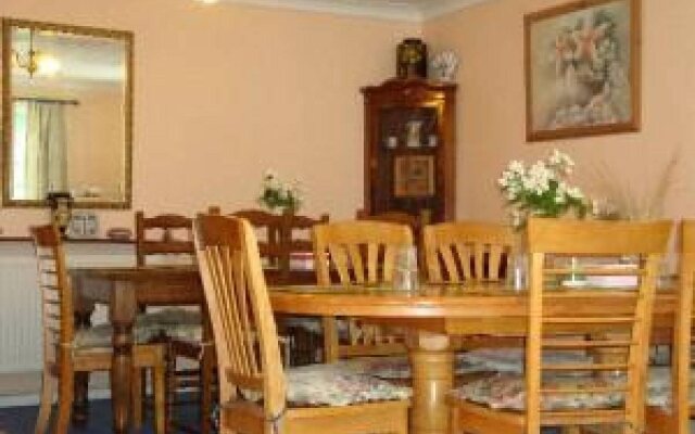 Da Vinci Guest House Gatwick