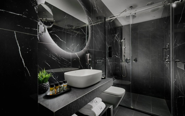 No 15 Ermou Hotel