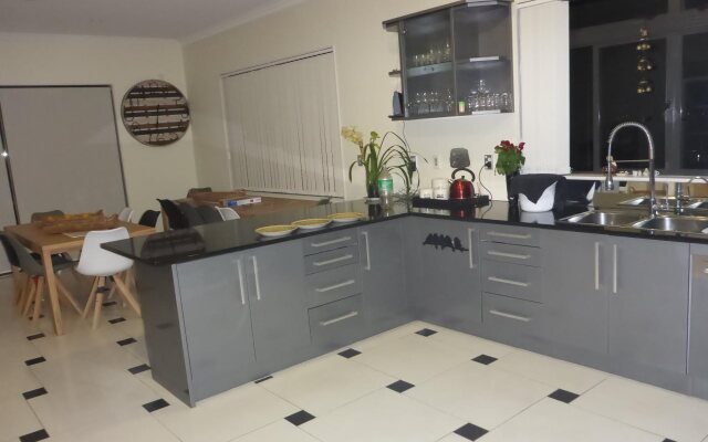 Silverdale Hilltop Lodge