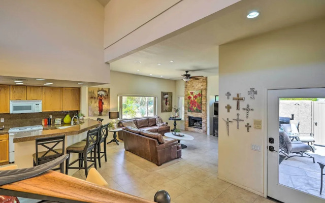 Pet-friendly Palm Desert Condo: Patio + Jacuzzi!