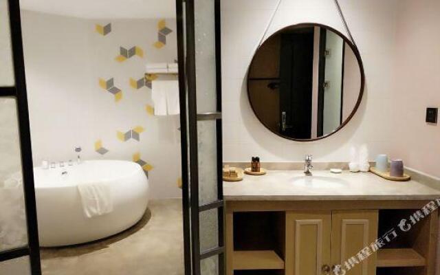 Sanchuan Classic Hotel