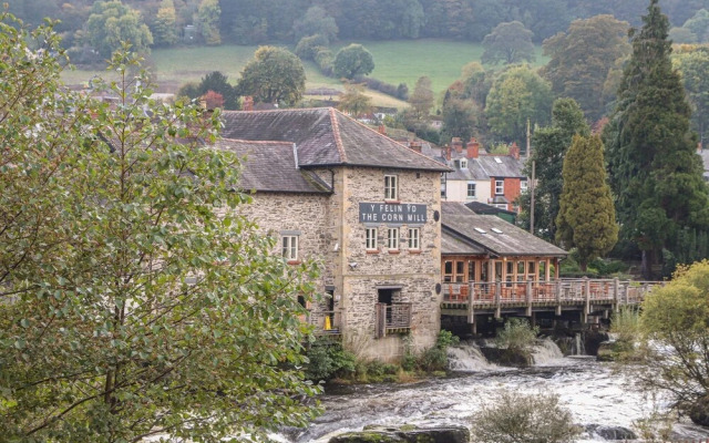 Whitewater Cottage