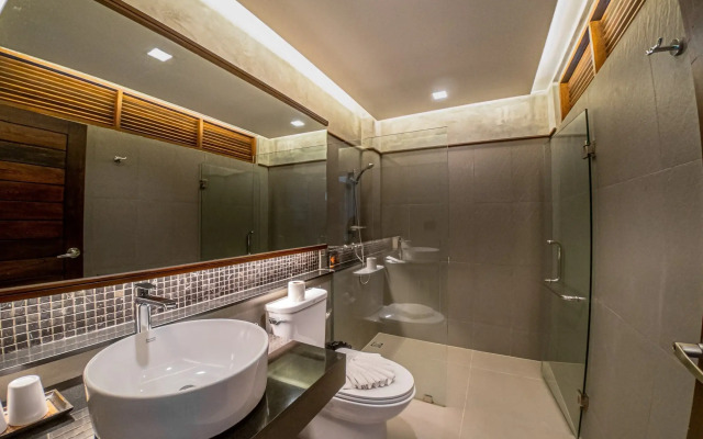 J4 Hotel Samui