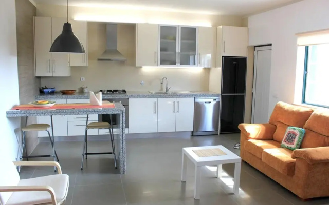 House With 2 Bedrooms in Nazare, With Terrace
