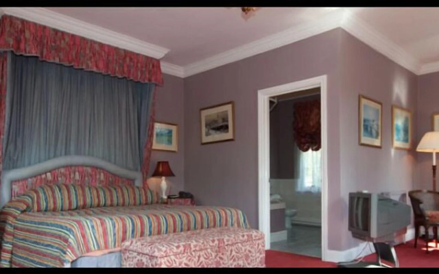 Corse Lawn House Hotel