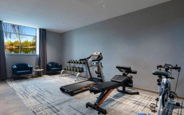 Moline Hotel Changsha Lugu Branch