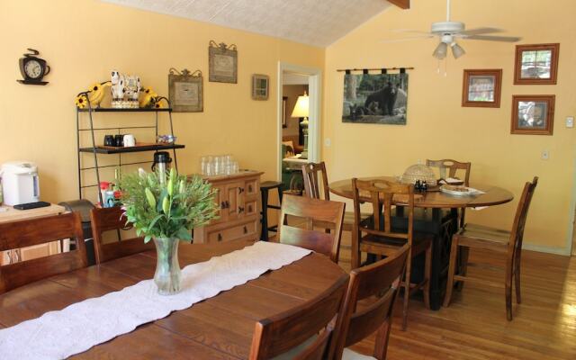 Black Bear Manor