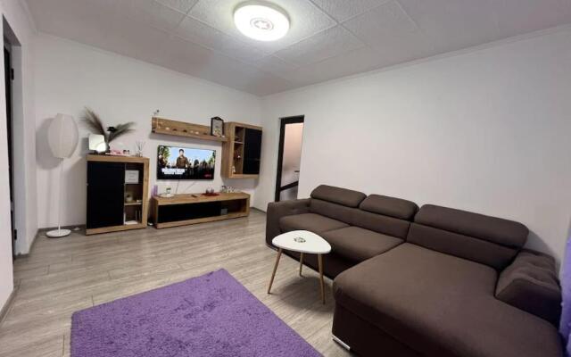 Cozy & complete 2 room flat