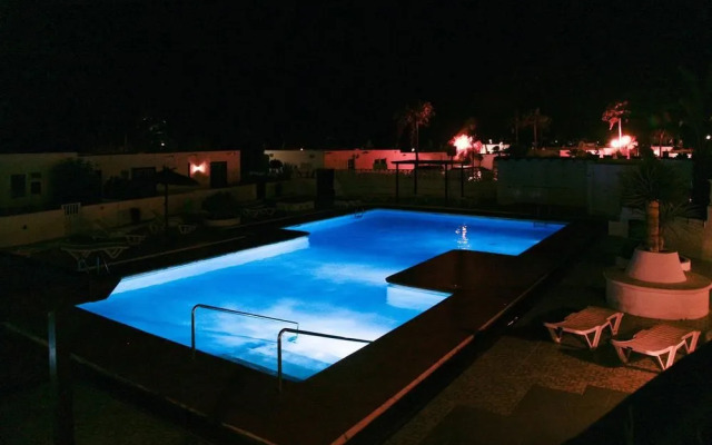 2 Bedroom Condo 02136063 by HomeRez