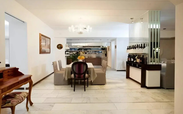 Boban Luxury Suites