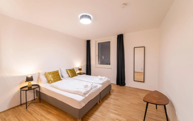 RHC Central Station Premium Apartments | contactless check-in