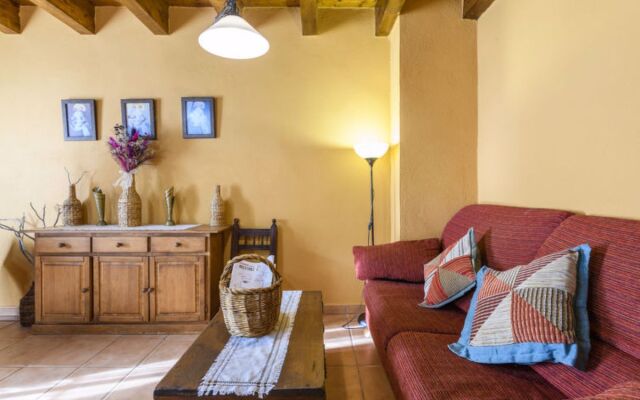 House Angelita Olocau del Rey 13406