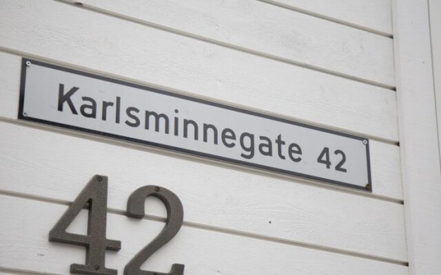 Stavanger Housing, Karlsminnegate 42