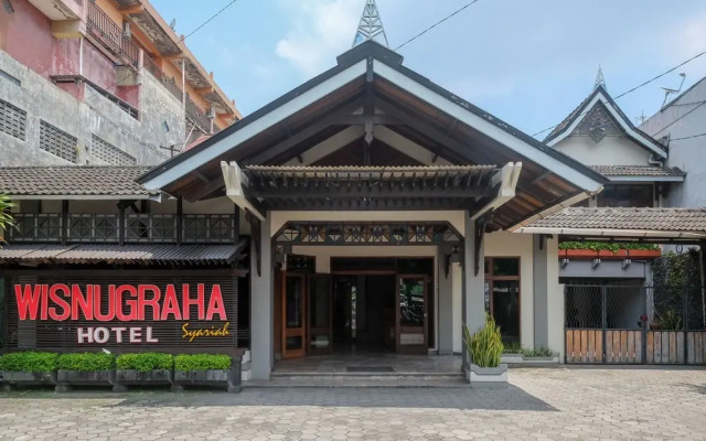 Urbanview Hotel Syariah Wisnugraha by RedDoorz