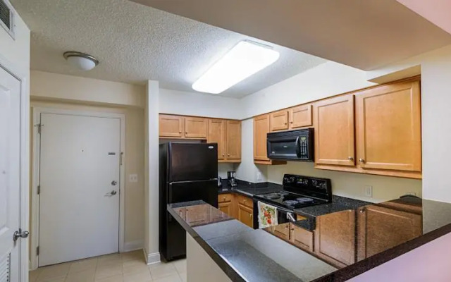 The Lincoln Apartment