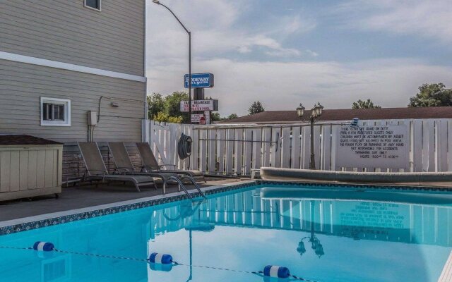 Rodeway Inn & Suites Sheridan