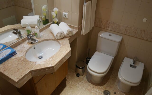 Jasmineiro Palms Palace Apartment