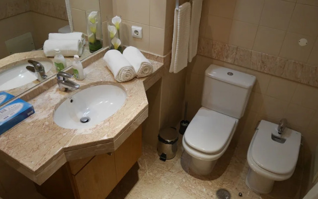 Jasmineiro Palms Palace Apartment