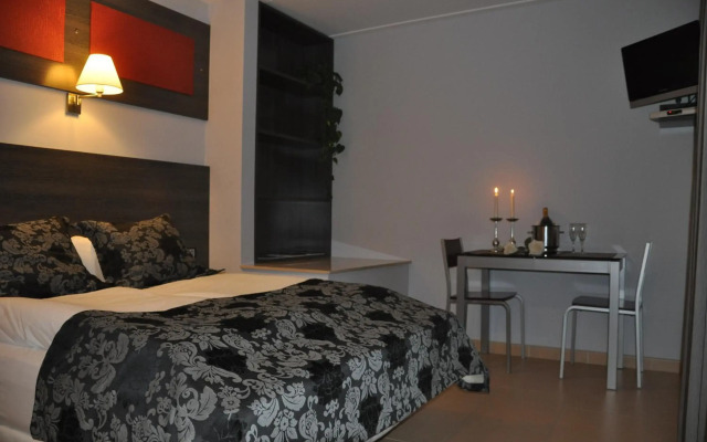 Casablanca Suites