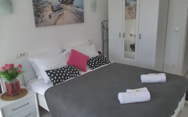 Rosemary One Bedroom Apartment -26