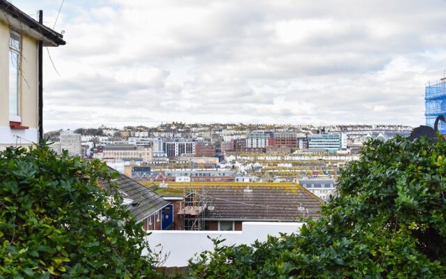 3 Bedroom Garden House In Central Brighton