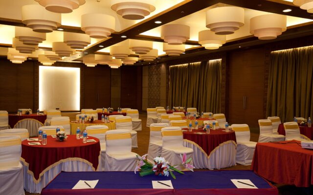 Royal Orchid Resort & Convention Centre