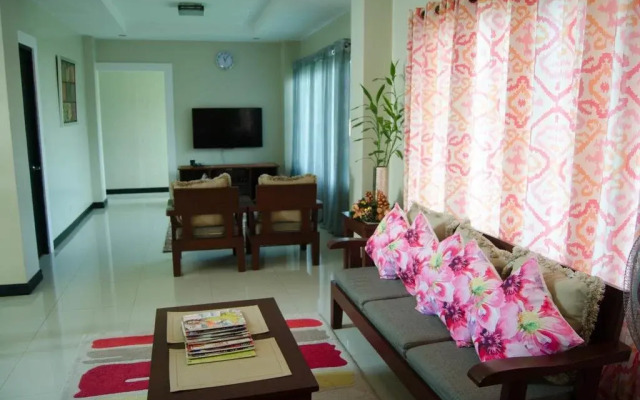 Alan Sr. Residences