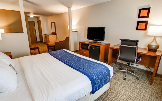 Comfort Inn & Suites Murrieta Temecula Wine Country