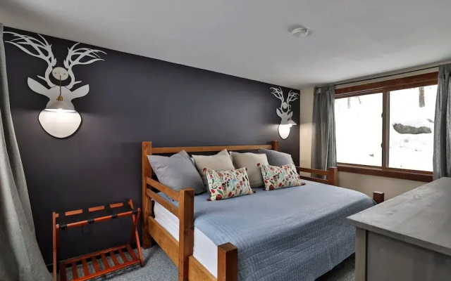 Whitetail Chalet 4 Bedroom Home